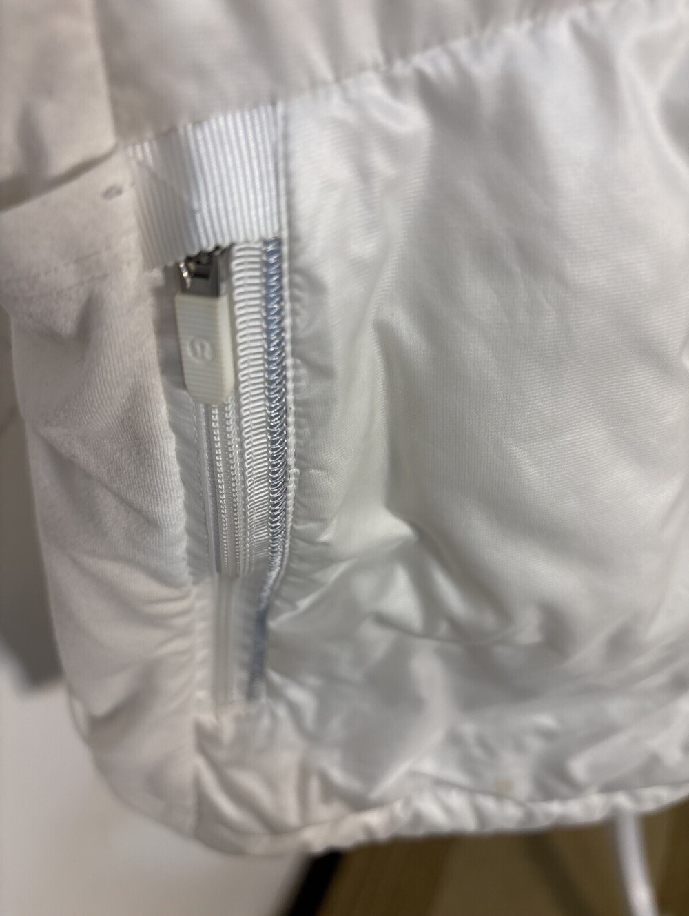 Lululemon Down For A Run Vest II White Goose Down Puffer Vest Size 12 - Picture 3 of 15